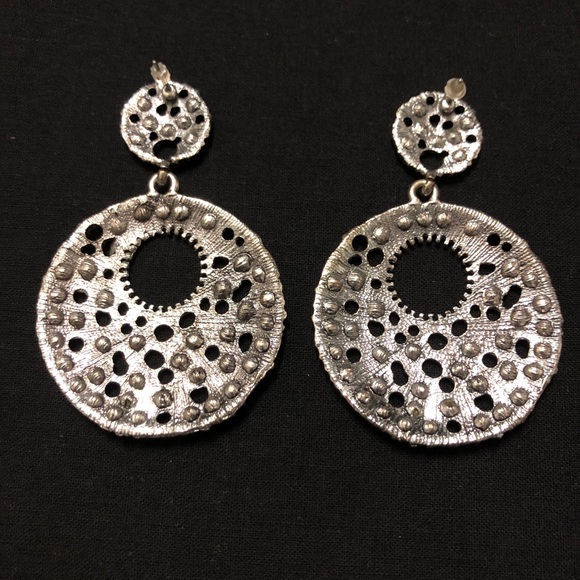 Oval Graphite Earrings - Picture 2 of 2